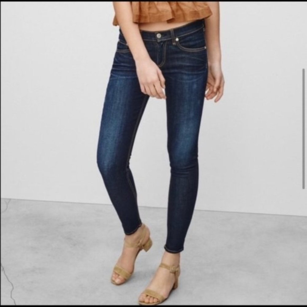 {rag & bone} Skinny Jeans in Kensington Wash